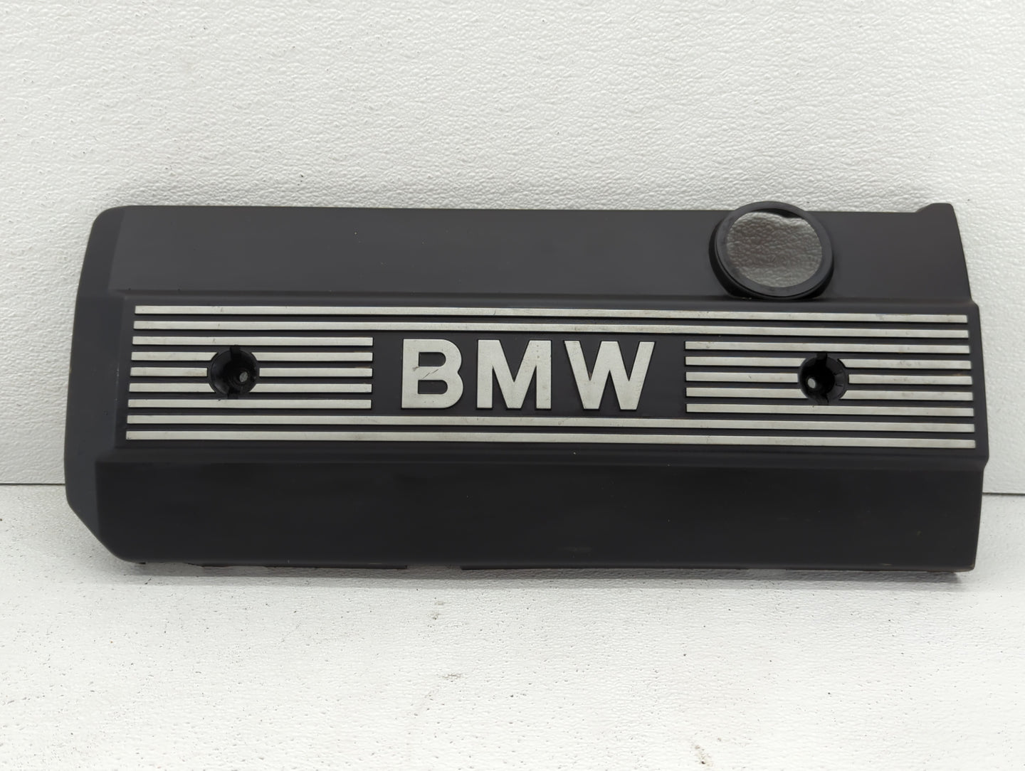 2002 Bmw 525i Engine Cover - Oemusedautoparts1.com