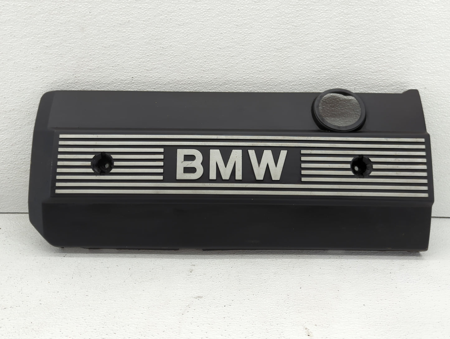 2002 Bmw 525i Engine Cover - Oemusedautoparts1.com
