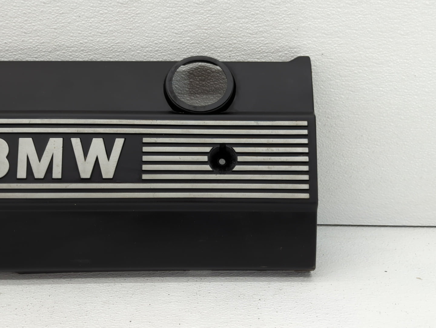 2002 Bmw 525i Engine Cover - Oemusedautoparts1.com