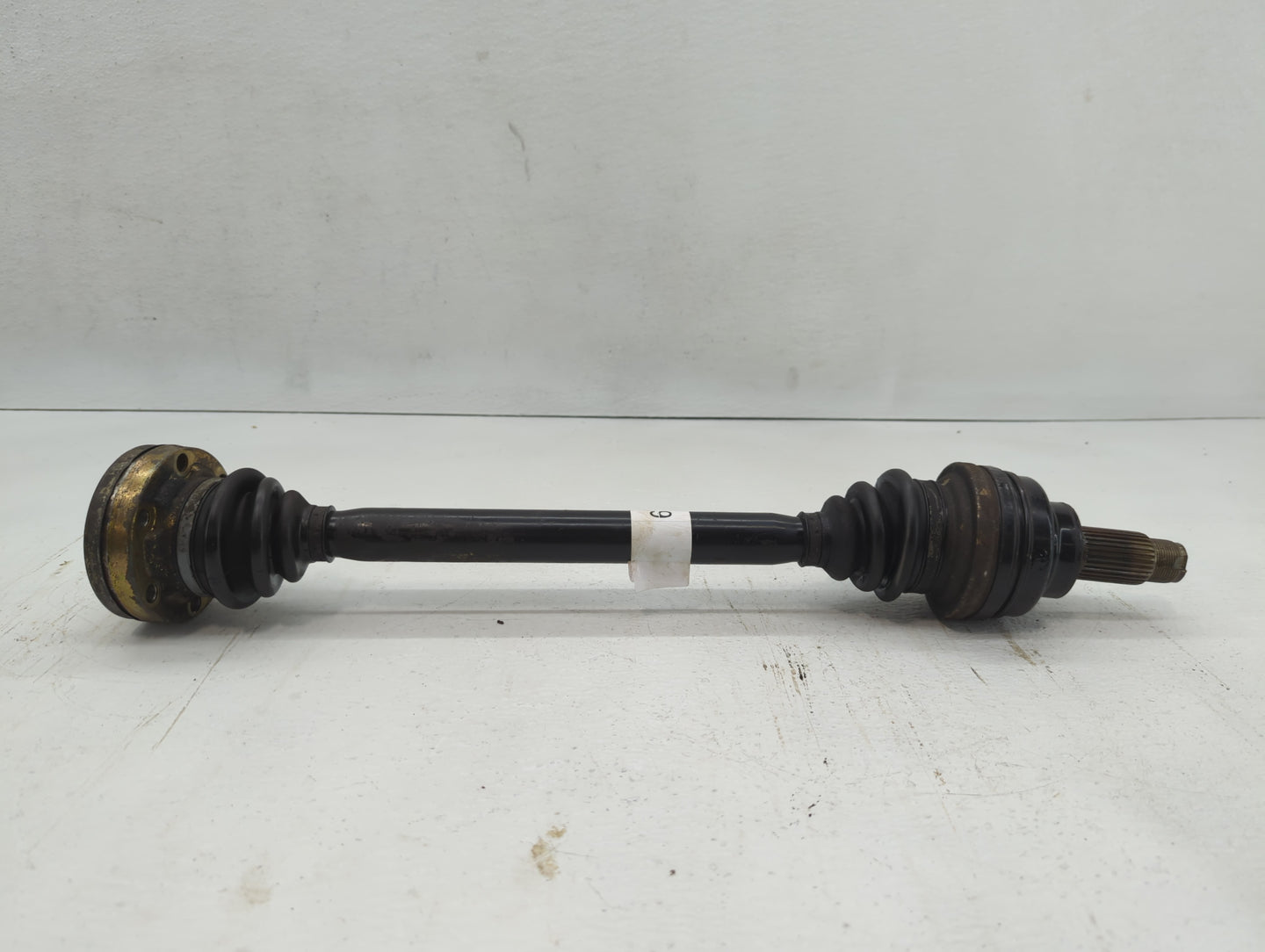 2001-2003 Bmw 525i Axle Shaft Front Driver Cv C/v - Oemusedautoparts1.com