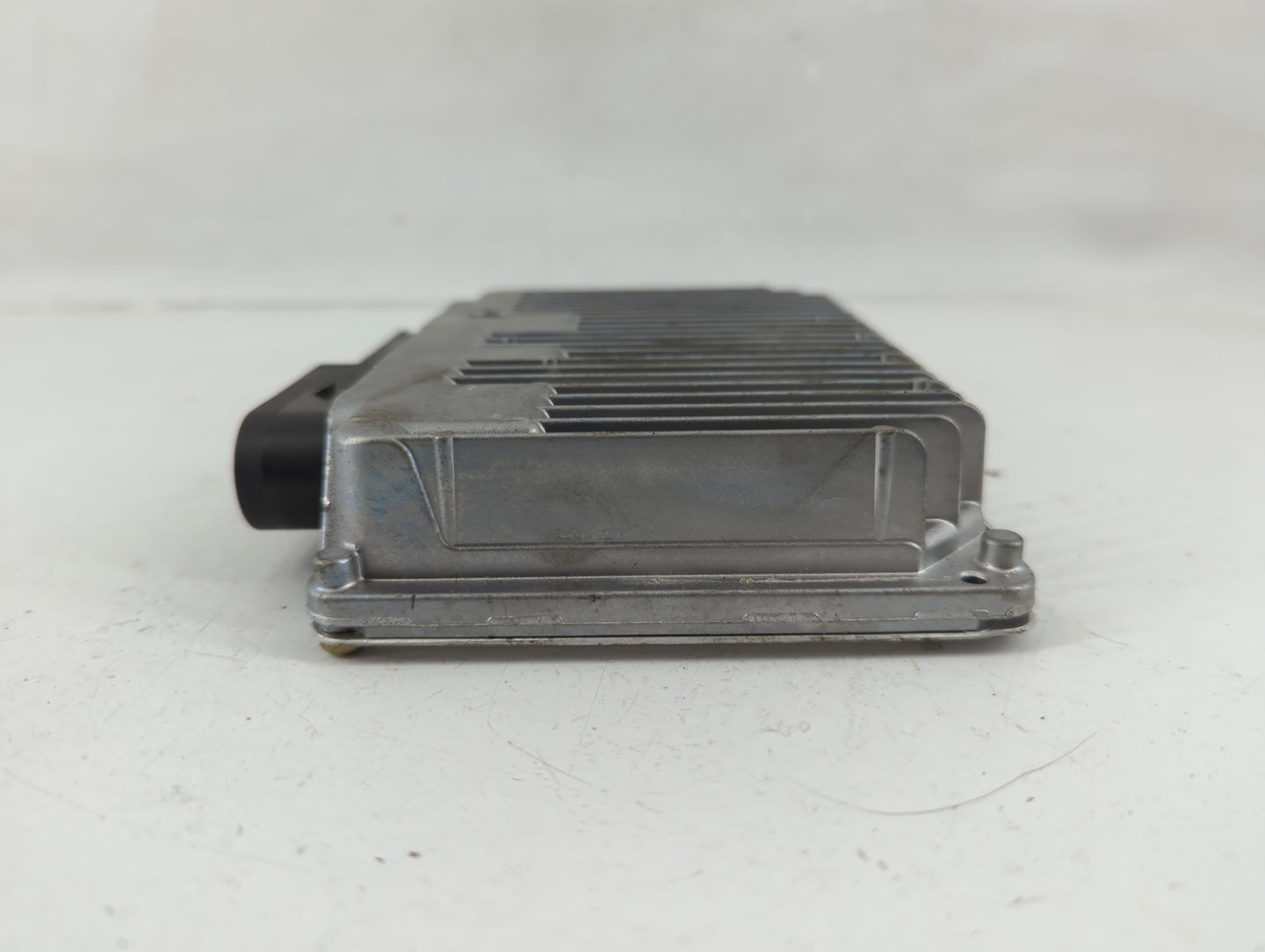 2002-2005 Bmw 745i PCM Engine Control Computer ECU ECM PCU OEM P/N:7 510 154 412 265 002 Fits OEM Used Auto Parts - Oemuseda