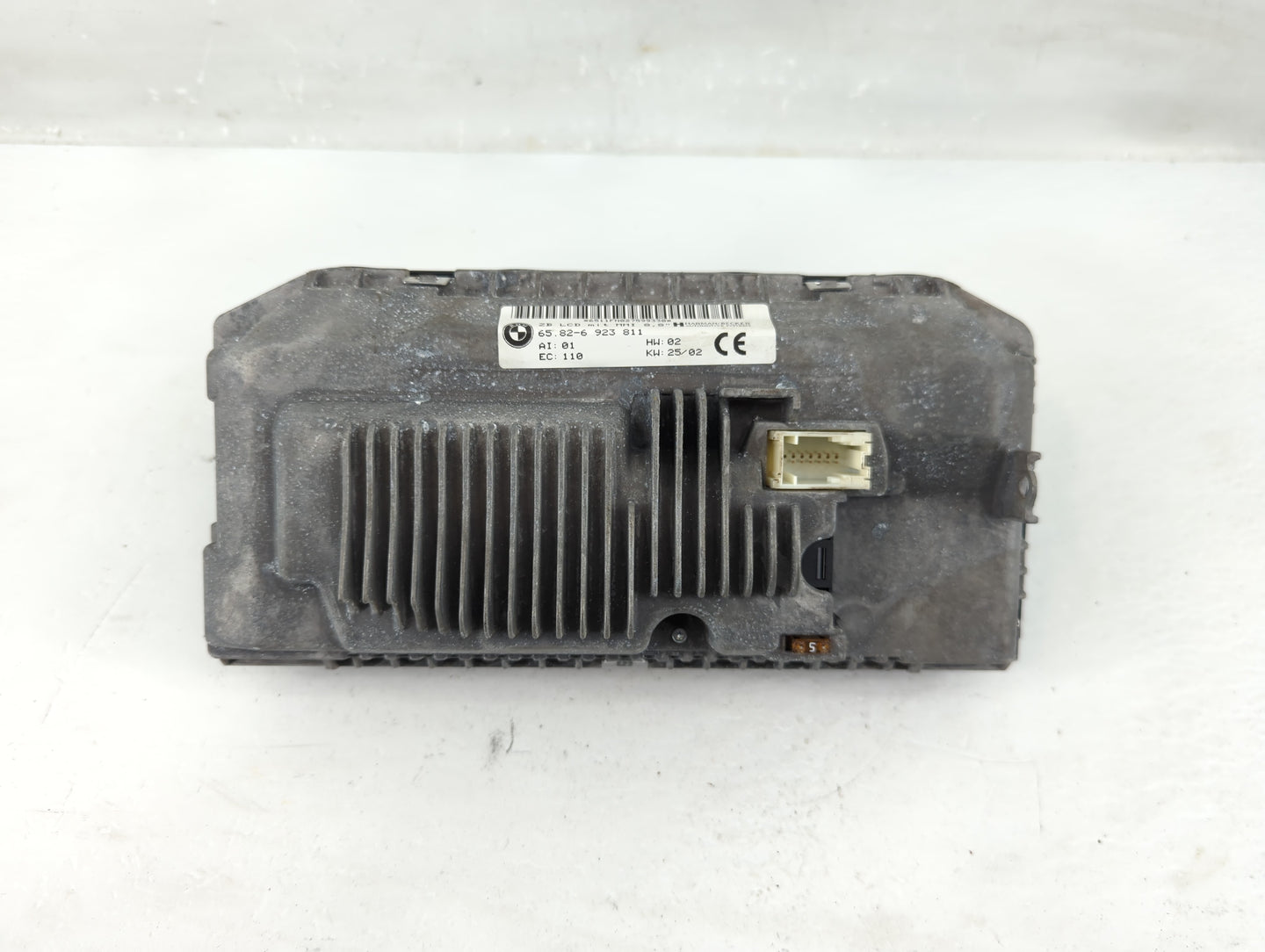 2002 Bmw 745i Instrument Cluster Speedometer Gauges P/N:65.82-6 923 811 Fits OEM Used Auto Parts - Oemusedautoparts1.com