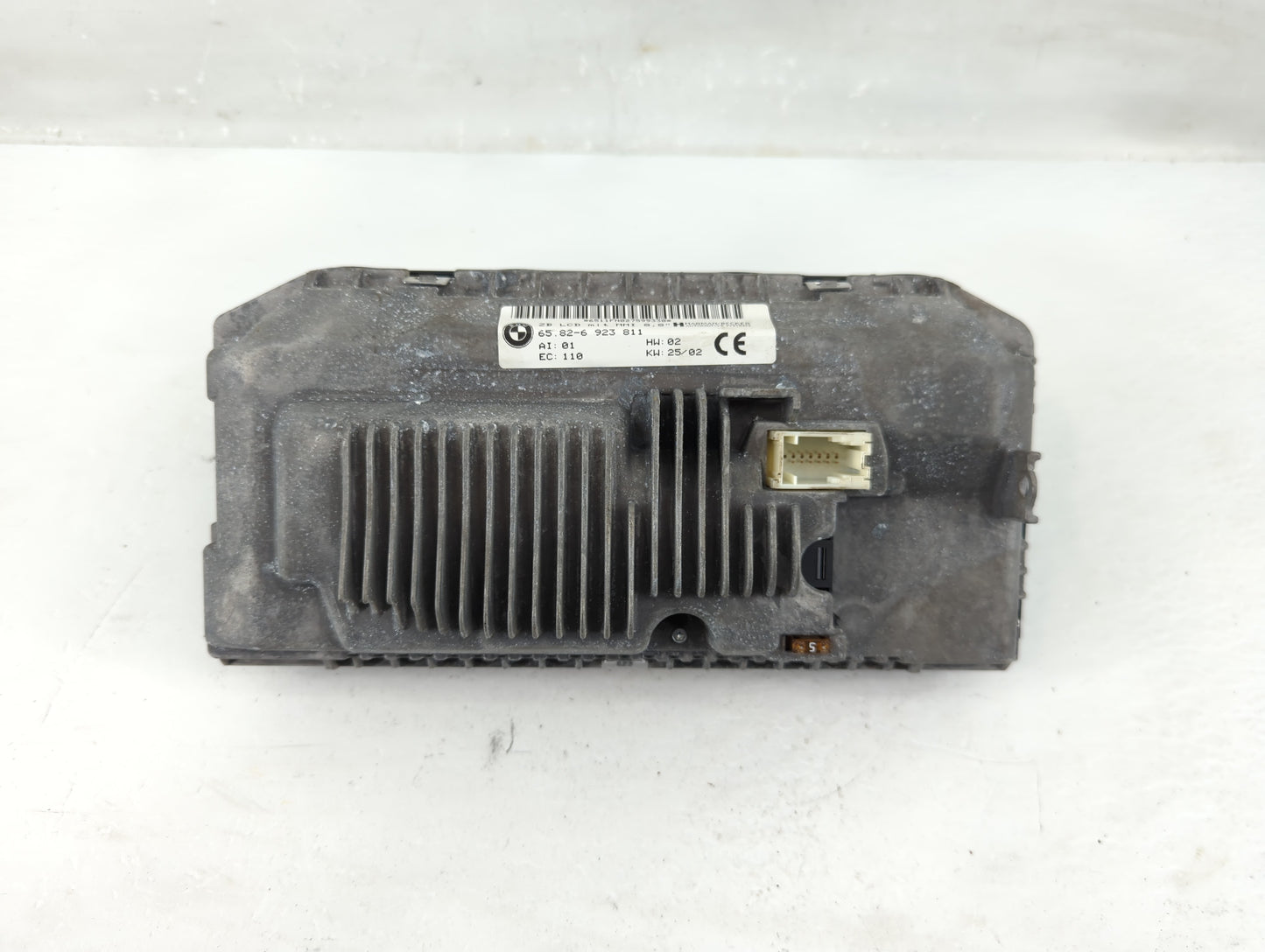 2002 Bmw 745i Instrument Cluster Speedometer Gauges P/N:65.82-6 923 811 Fits OEM Used Auto Parts - Oemusedautoparts1.com