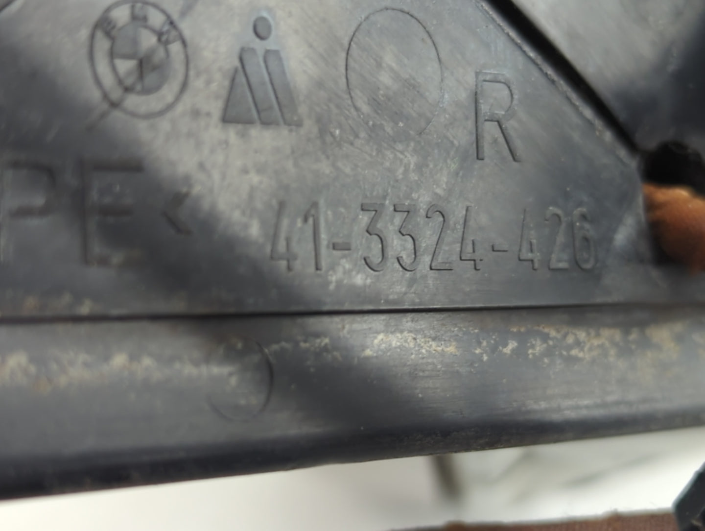 2002-2005 Bmw 745i Side Mirror Replacement Passenger Right View Door Mirror P/N:41-3324-426 Fits Fits 2002 2003 2004 2005 20