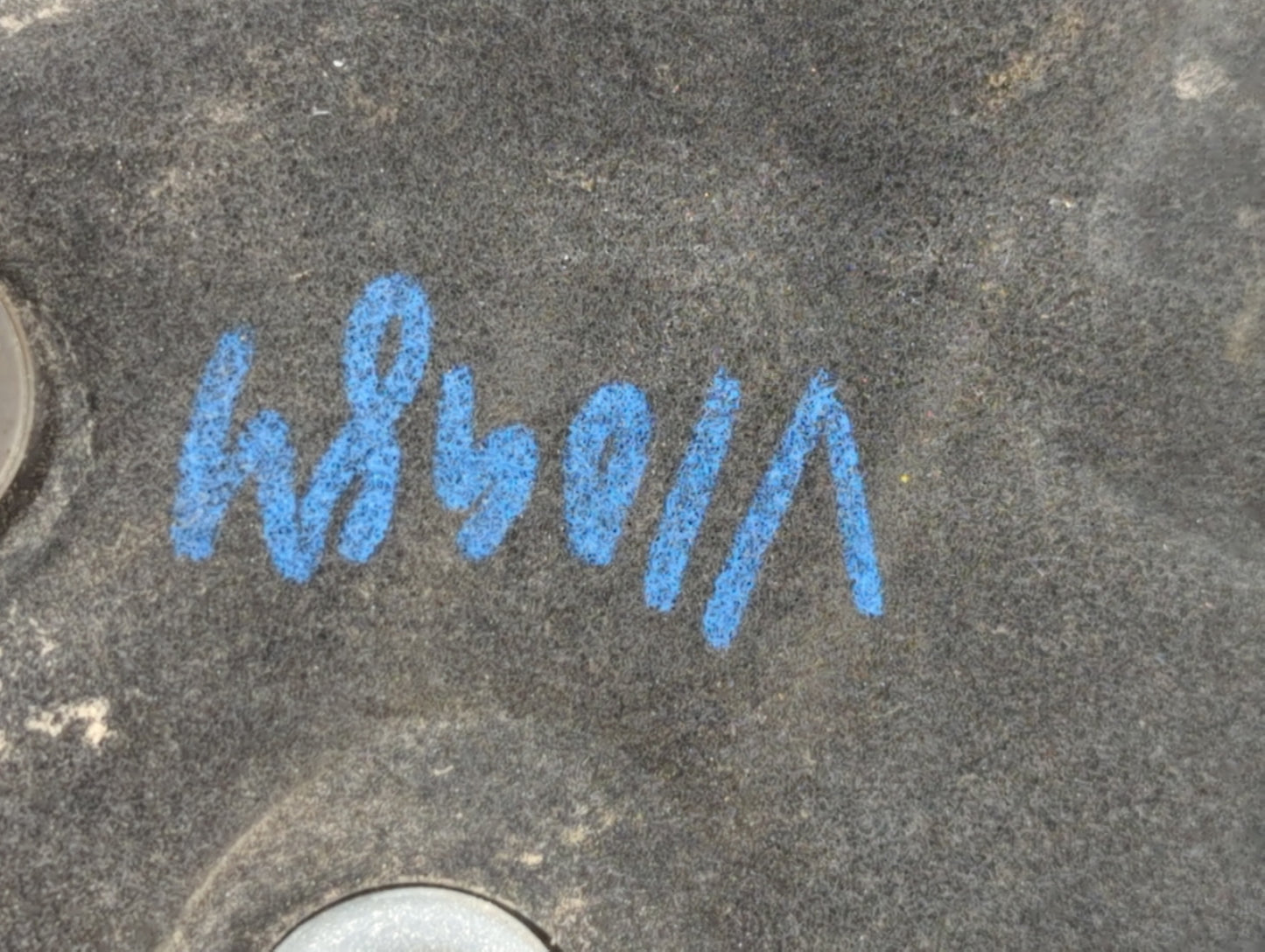 2002 Bmw 745i Engine Cover - Oemusedautoparts1.com