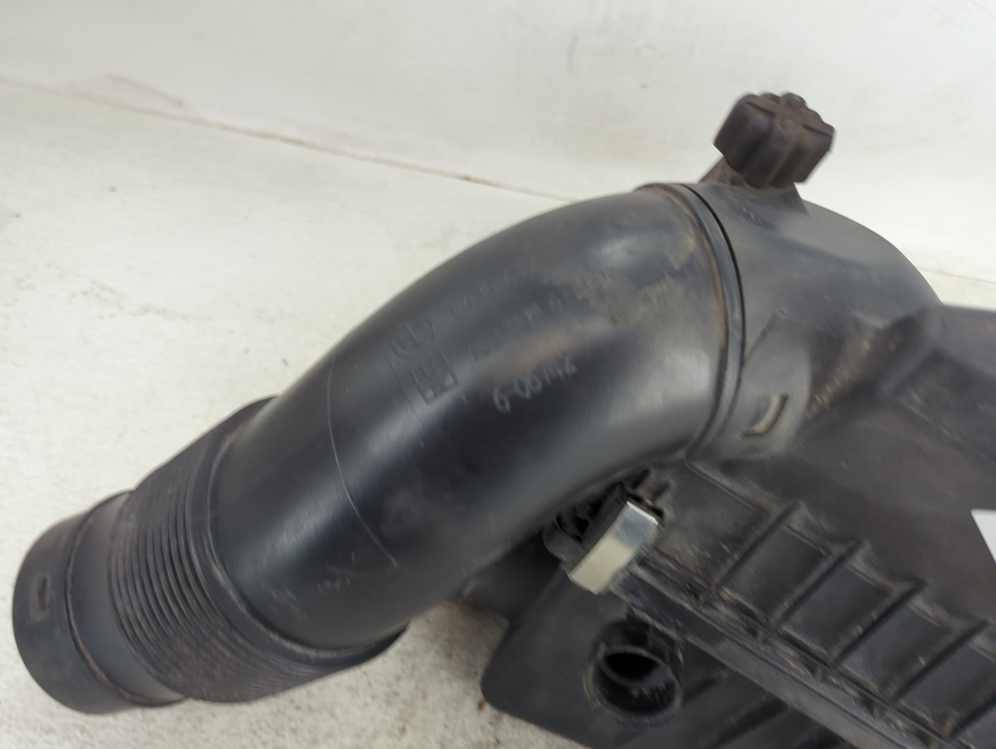 2000-2003 Bmw X5 Air Cleaner Intake-duct Hose Tube - Oemusedautoparts1.com