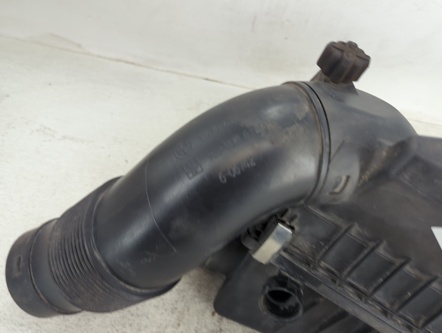 2000-2003 Bmw X5 Air Cleaner Intake-duct Hose Tube - Oemusedautoparts1.com