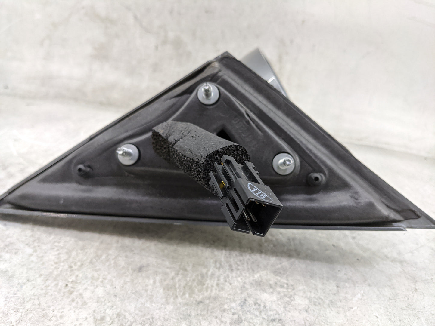 2002 Buick Century Driver Side View Mirror - Left Door Mirror OEM Used - Oemusedautoparts1.com