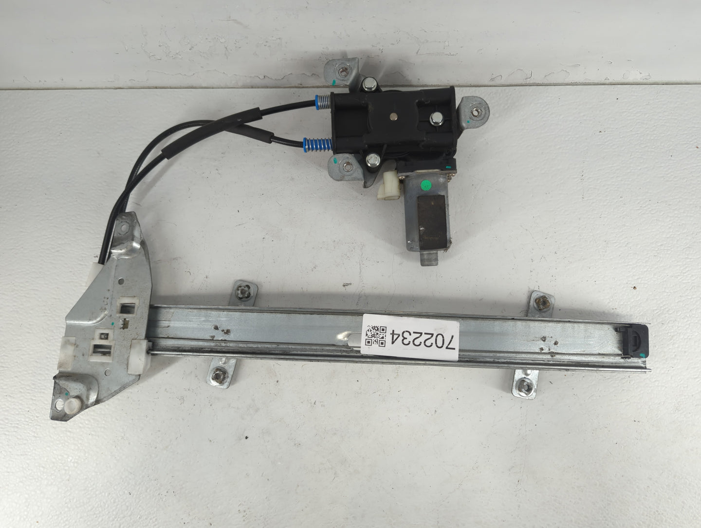 1997-2005 Buick Century Driver Left Front Window Regulator - Oemusedautoparts1.com