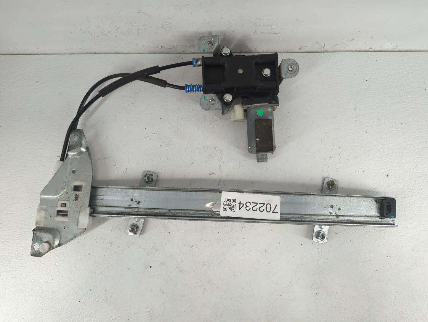 1997-2005 Buick Century Driver Left Front Window Regulator - Oemusedautoparts1.com