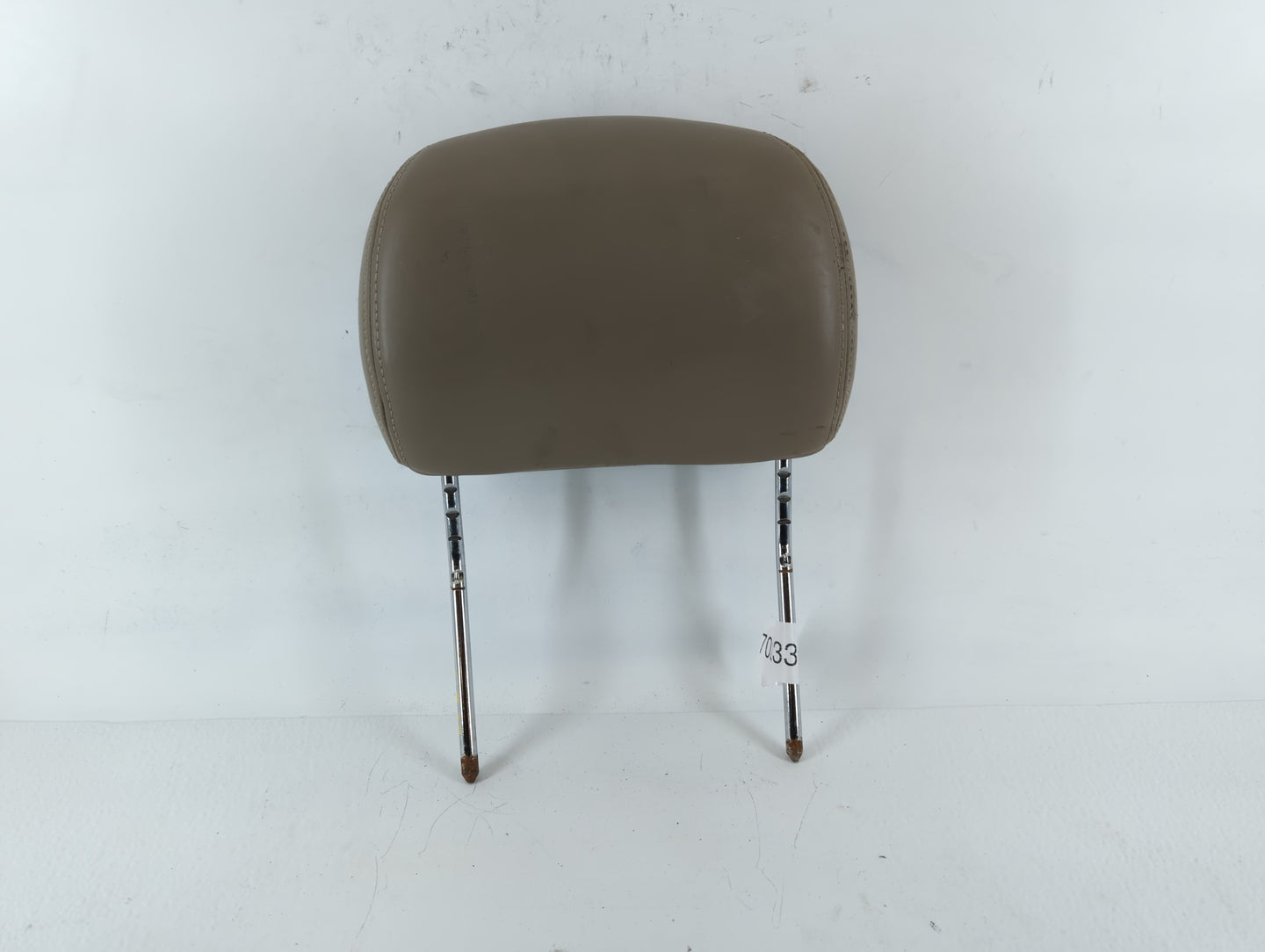 2000-2005 Buick Century Headrest Head Rest Front Driver Passenger Seat Fits Fits 2000 2001 2002 2003 2004 2005 OEM Used Auto