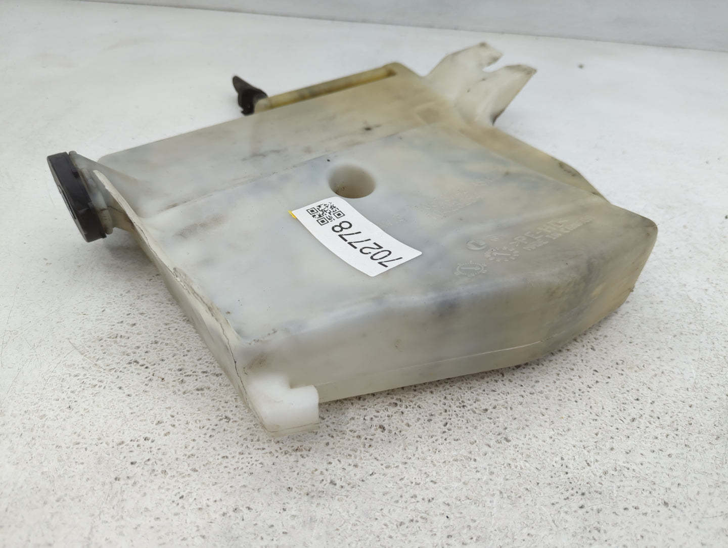 2001-2005 Buick Century Radiator Coolant Overflow Expansion Tank Bottle 702778 - Oemusedautoparts1.com