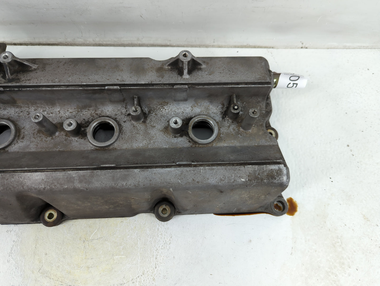 2002 Buick Lesabre Driver Left Cylinder Head Valve Cover Fits OEM Used Auto Parts - Oemusedautoparts1.com