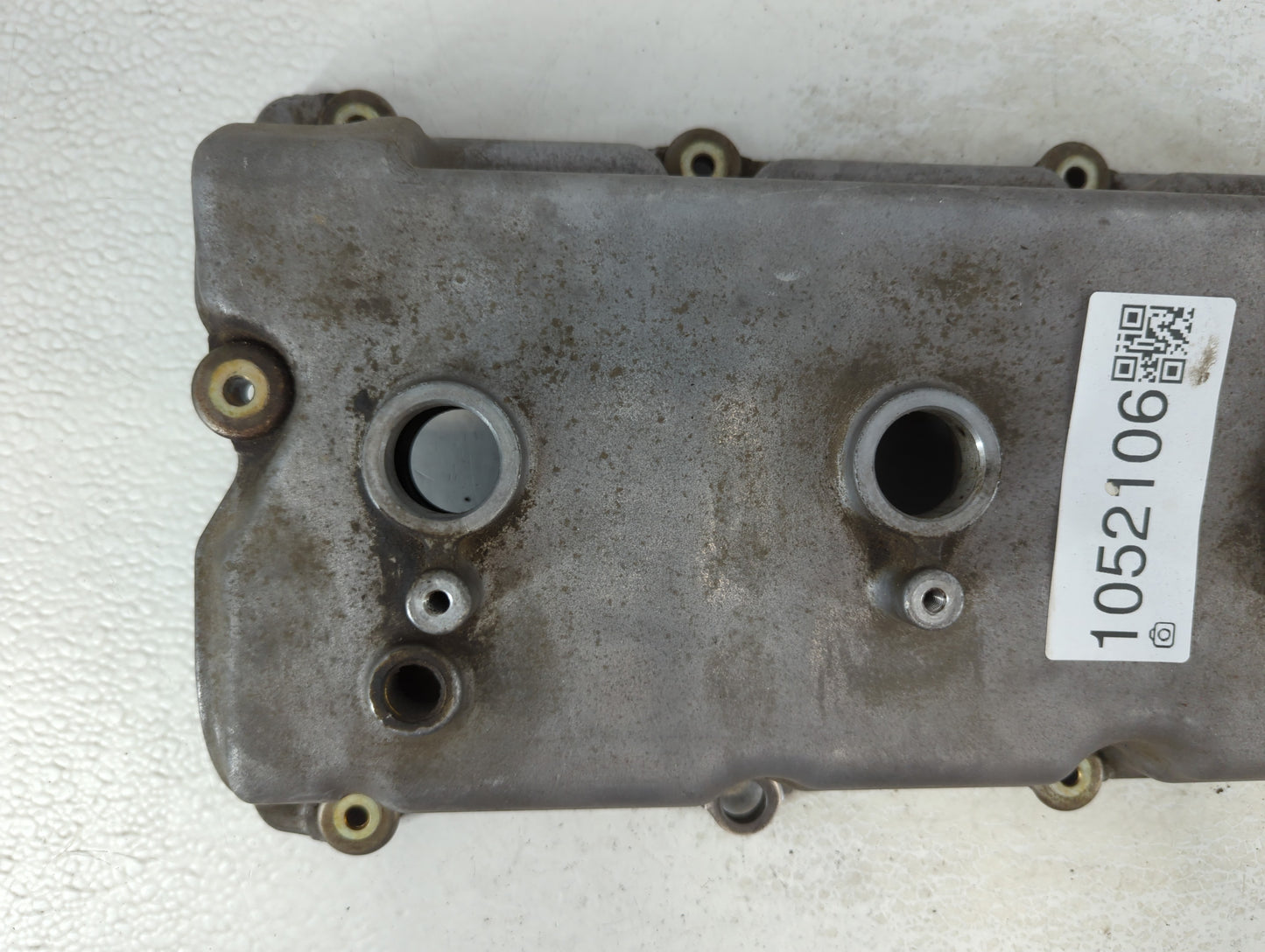2002 Buick Lesabre Driver Left Cylinder Head Valve Cover Fits OEM Used Auto Parts - Oemusedautoparts1.com
