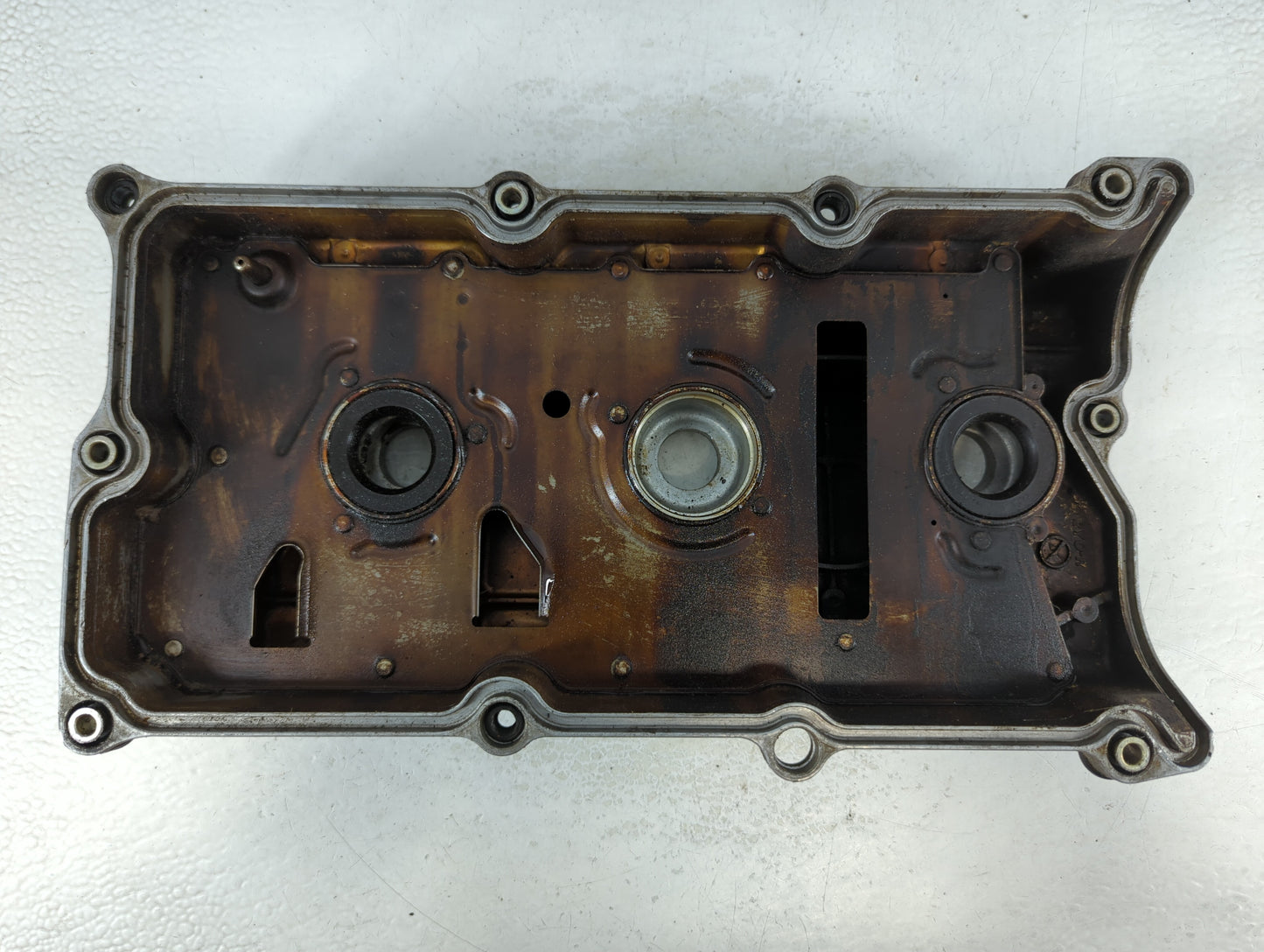 2002 Buick Lesabre Driver Left Cylinder Head Valve Cover Fits OEM Used Auto Parts - Oemusedautoparts1.com