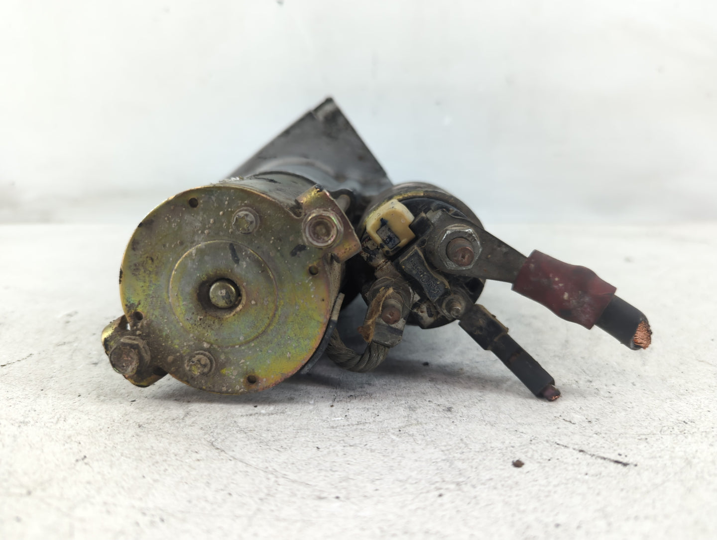 2002-2003 Buick Lesabre Car Starter Motor Solenoid OEM P/N:GM12593764 Fits Fits 2001 2002 2003 OEM Used Auto Parts - Oemused