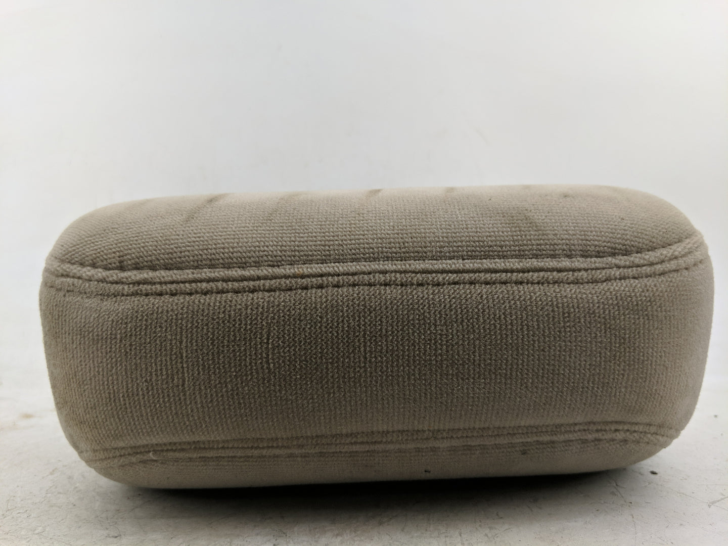 2002 Buick Lesabre Headrest Head Rest Front Driver Passenger Seat Beige - Oemusedautoparts1.com