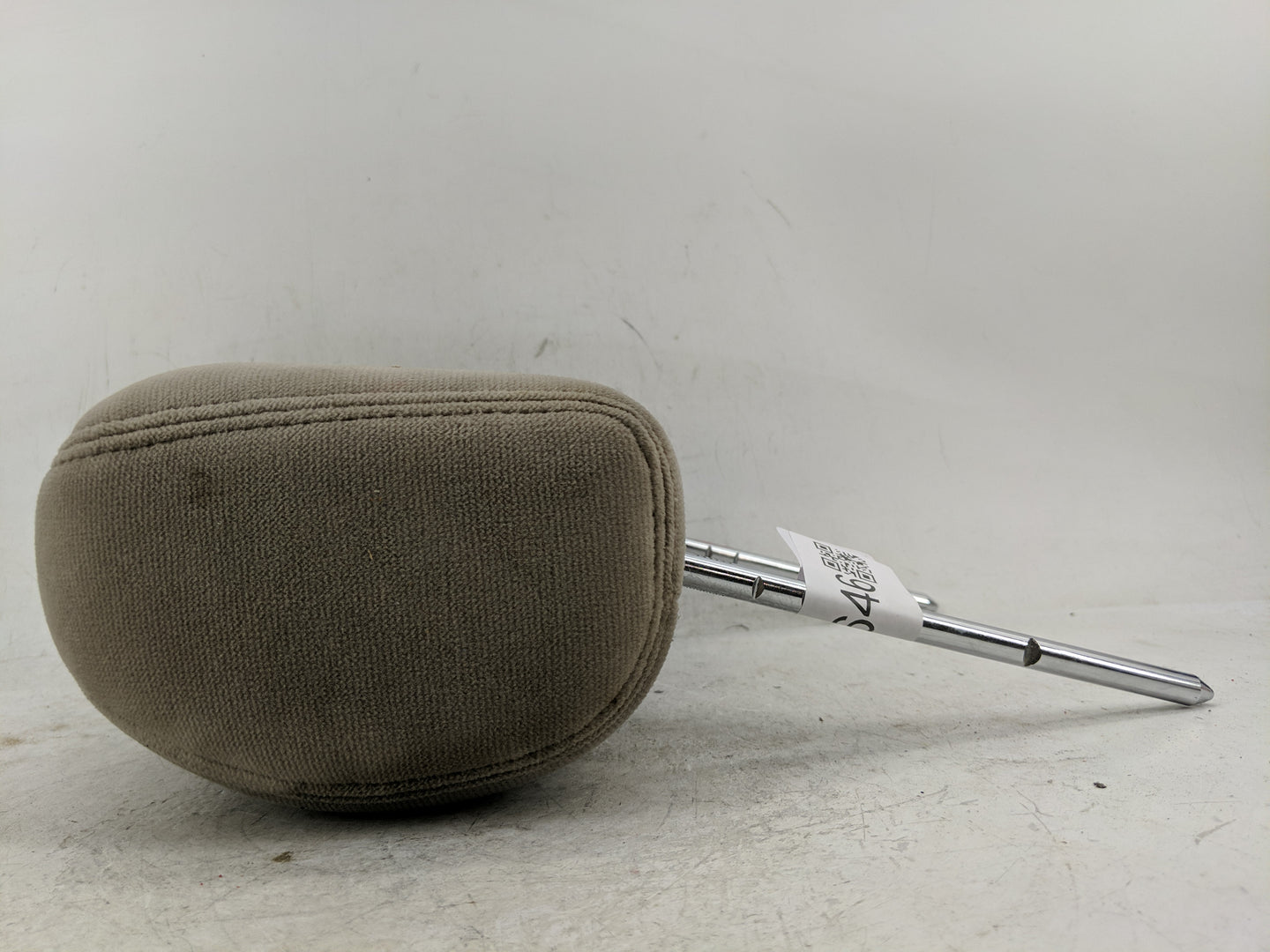 2002 Buick Lesabre Headrest Head Rest Front Driver Passenger Seat Beige - Oemusedautoparts1.com