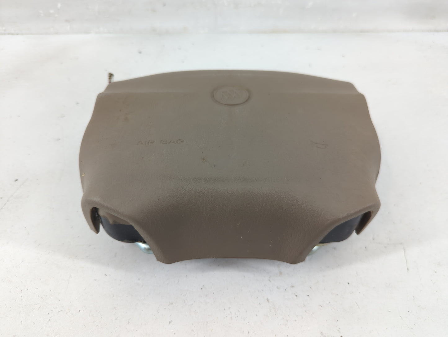 2002 Buick Lesabre Air Bag Driver Left Steering Wheel Mounted - Oemusedautoparts1.com