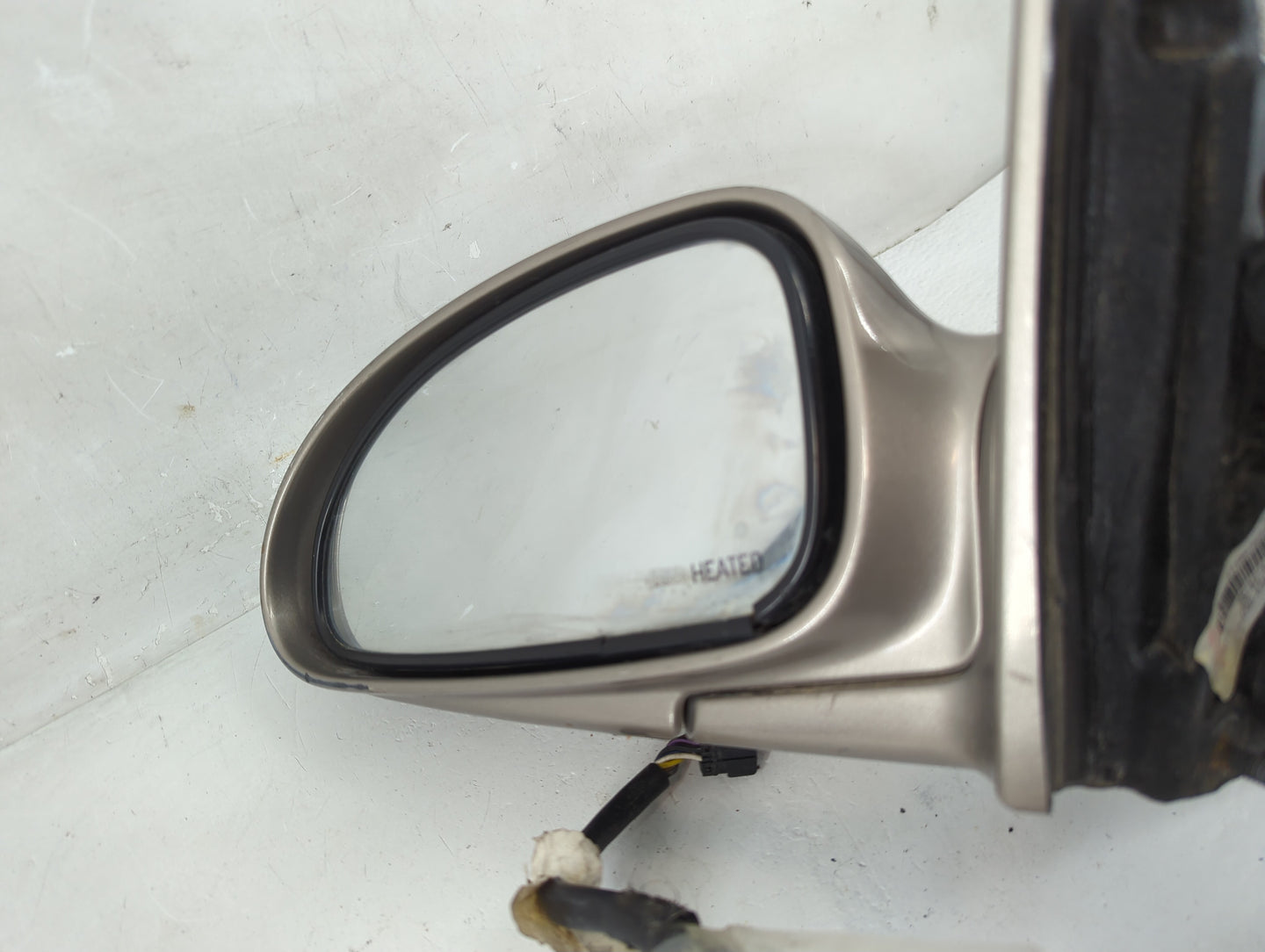2000-2004 Buick Lesabre Side Mirror Replacement Driver Left View Door Mirror P/N:25690417B Fits Fits 2000 2001 2002 2003 200