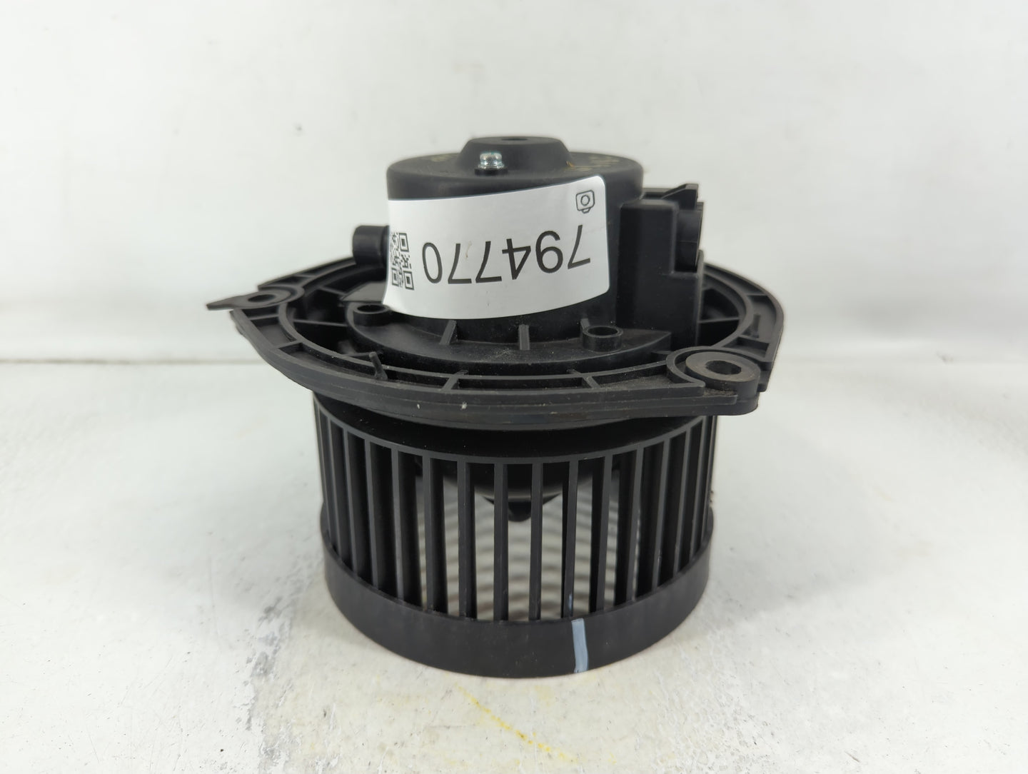 2002-2005 Buick Lesabre Heater AC Blower Motor P/N:PM9218 Fits Fits 2002 2003 2004 2005 OEM Used Auto Parts - Oemusedautopar