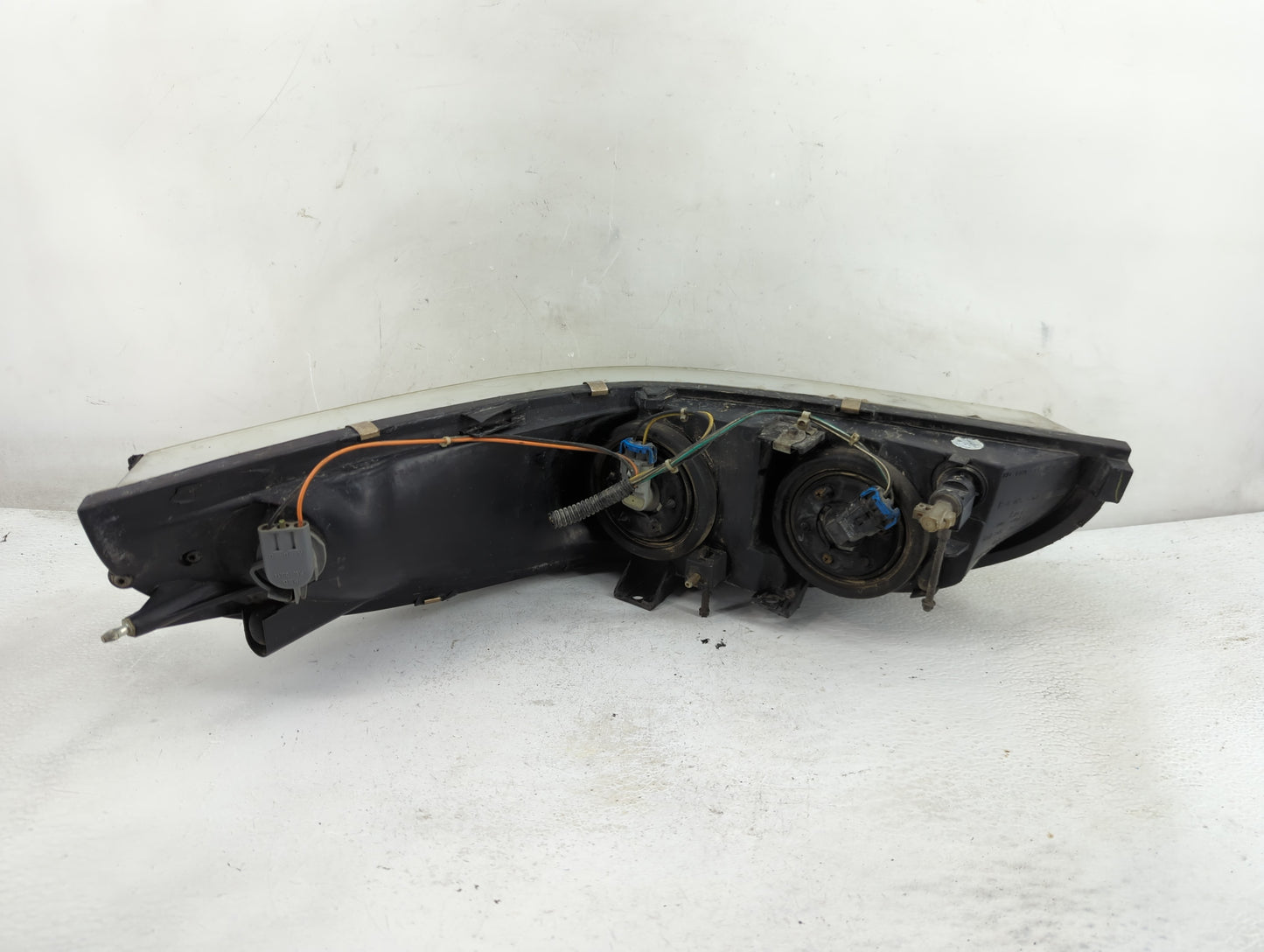 1997 Buick Park Avenue Passenger Right Oem Head Light Headlight Lamp - Oemusedautoparts1.com