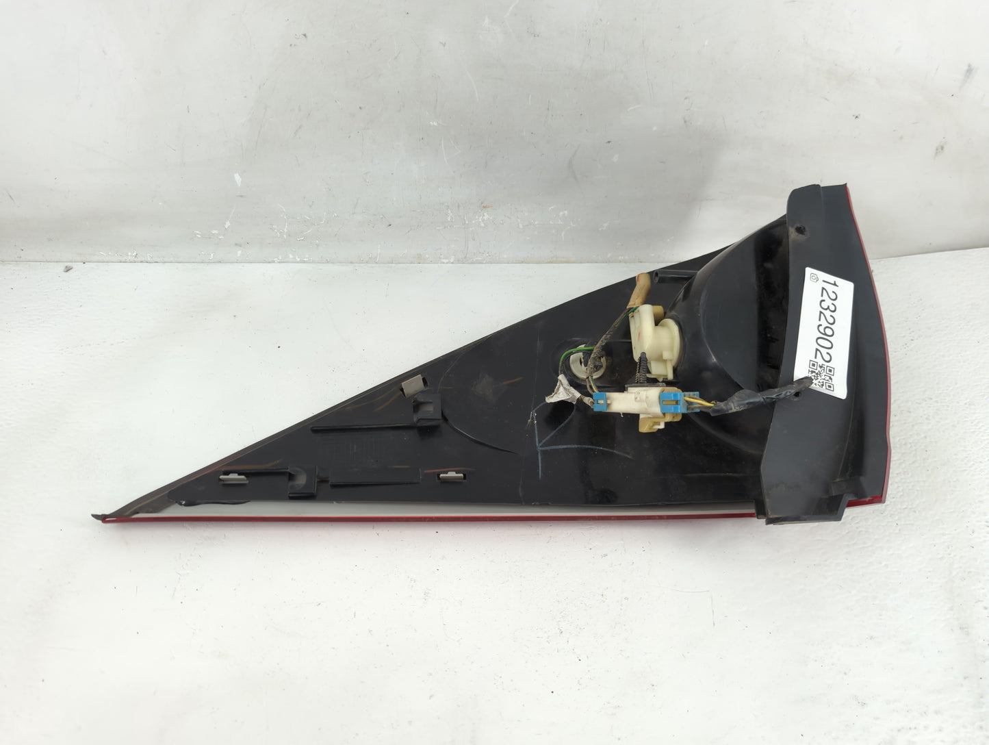 2002-2003 Buick Rendezvous Tail Light Assembly Driver Left OEM Fits Fits 2002 2003 OEM Used Auto Parts - Oemusedautoparts1.c