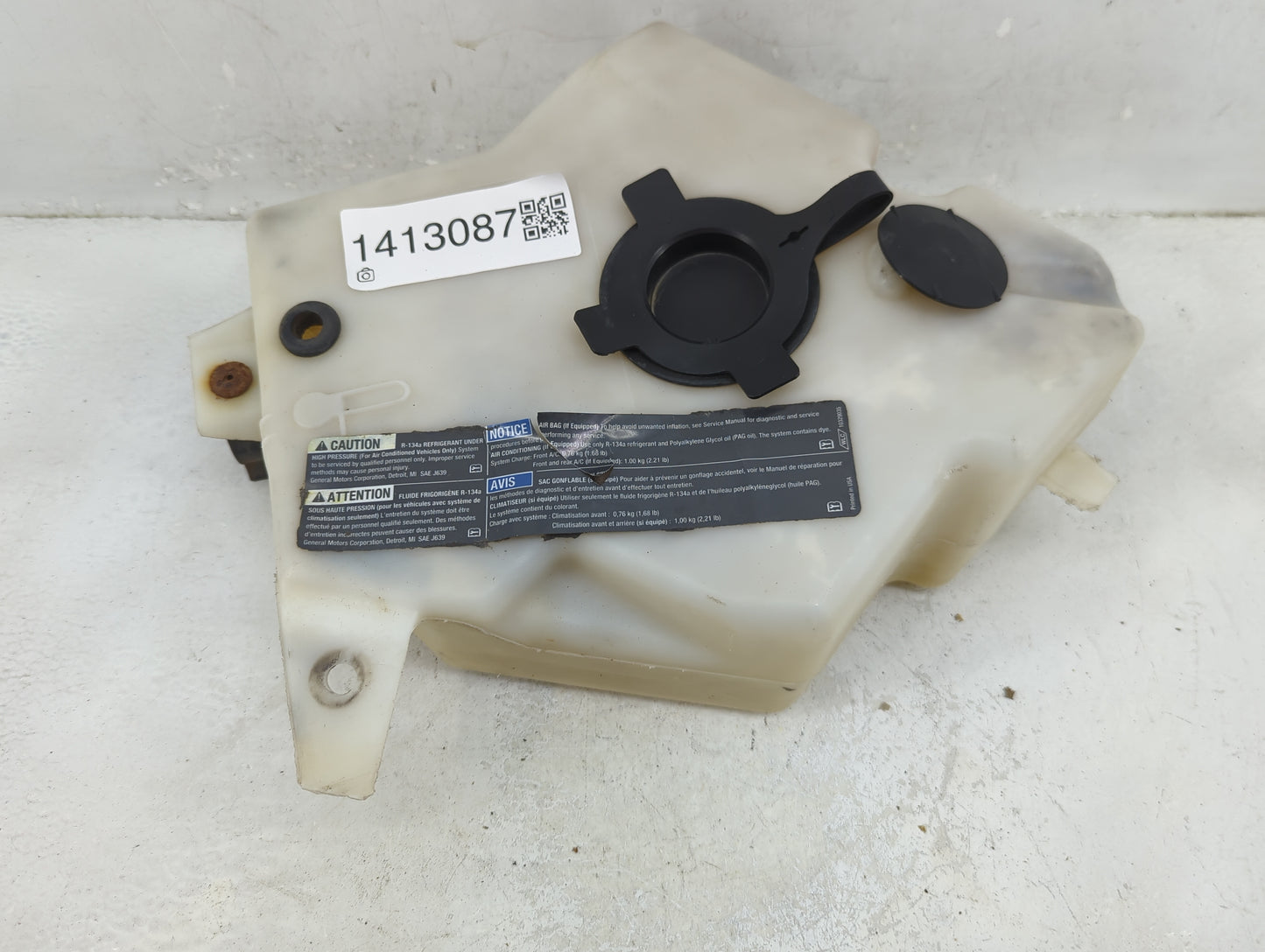 2002 Buick Rendezvous Radiator Coolant Overflow Expansion Tank Bottle - Oemusedautoparts1.com