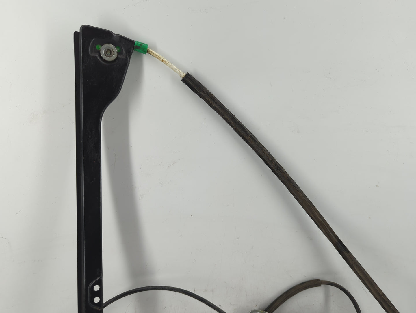 2002-2007 Buick Rendezvous Used Window Regulator Passenger Front - Oemusedautoparts1.com