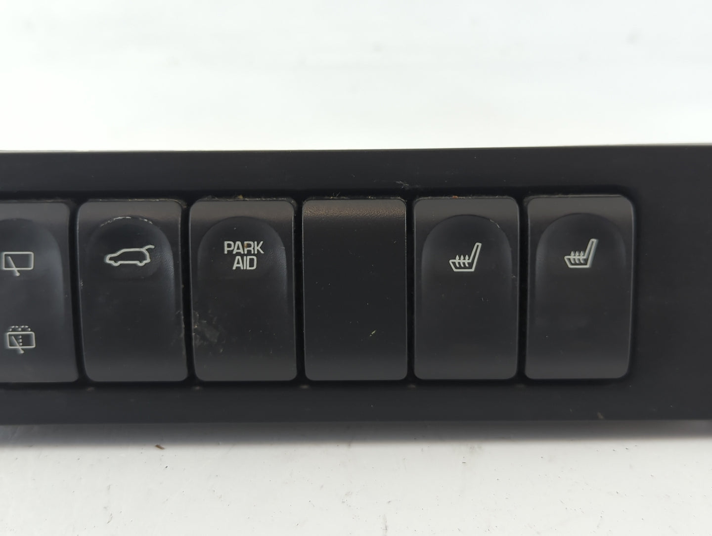 2002-2007 Buick Rendezvous Climate Control Module Temperature AC/Heater Replacement P/N:784077646 Fits OEM Used Auto Parts -