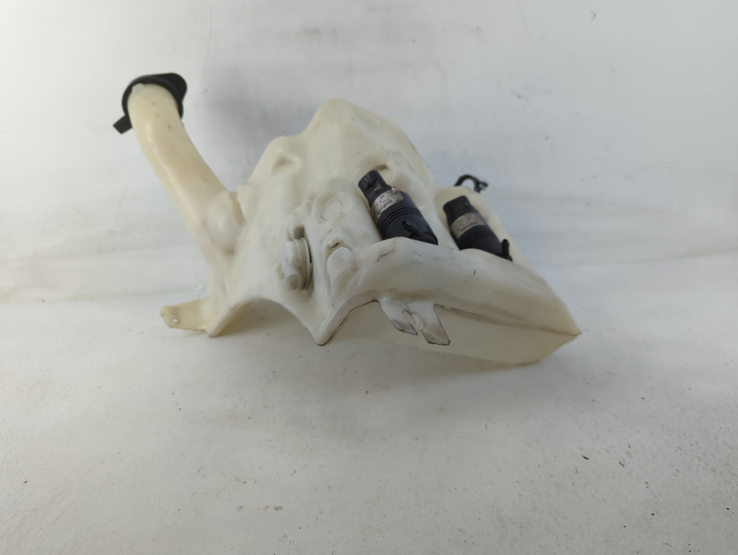 2002-2003 Buick Rendezvous Windshield Washer Fluid Reservoir Bottle Oem - Oemusedautoparts1.com