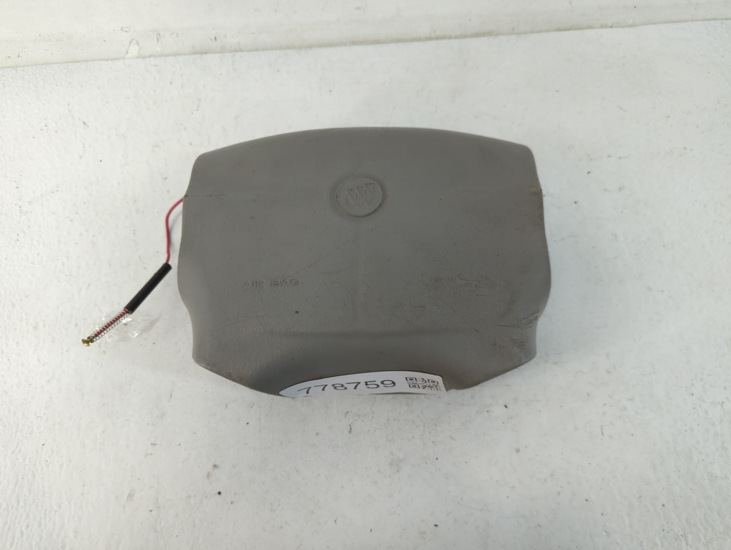 2002-2003 Buick Rendezvous Air Bag Driver Left Steering Wheel Mounted Fits Fits 2002 2003 OEM Used Auto Parts - Oemusedautop