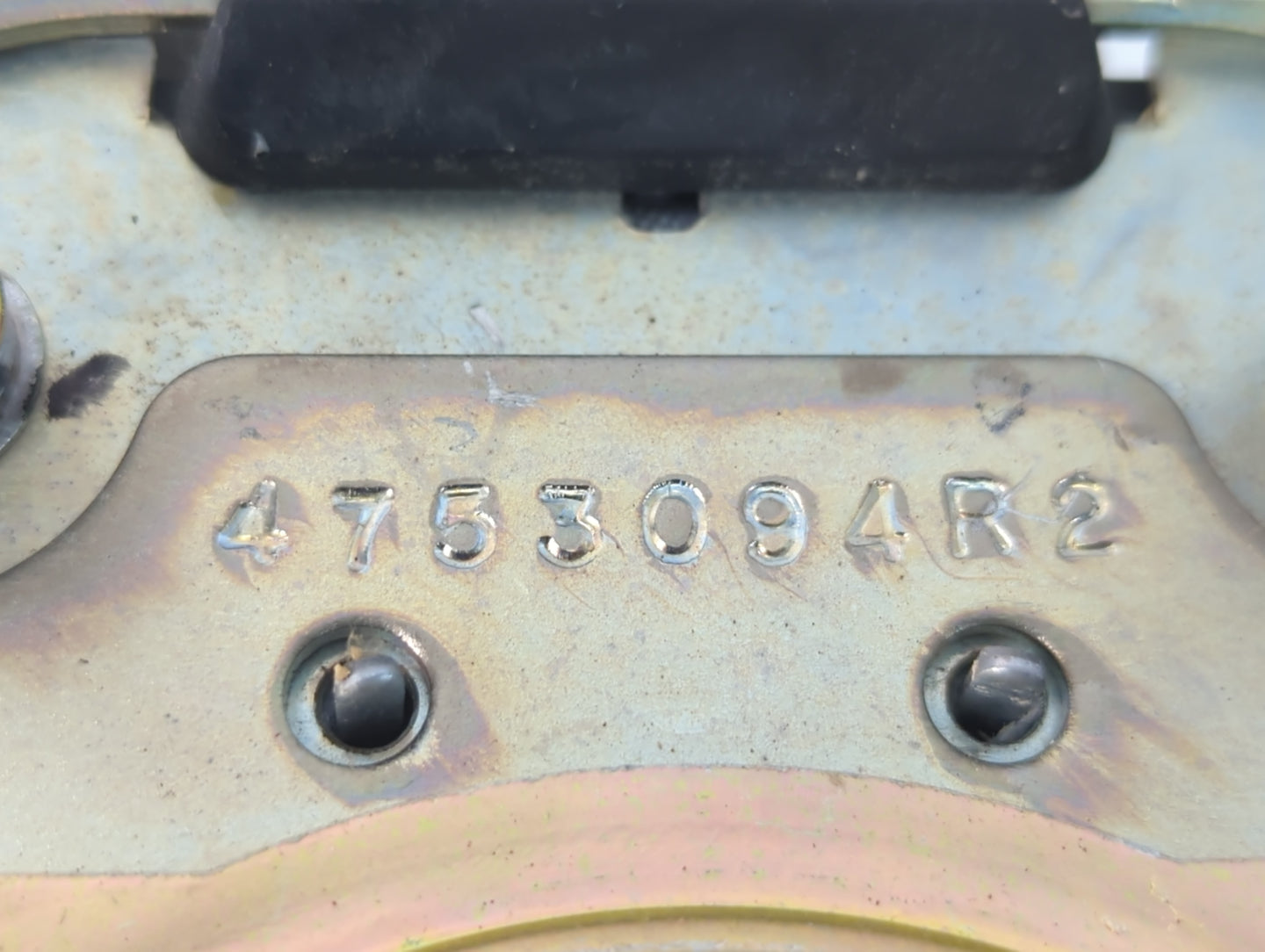 2002-2003 Buick Rendezvous Air Bag Driver Left Steering Wheel Mounted Fits Fits 2002 2003 OEM Used Auto Parts - Oemusedautop