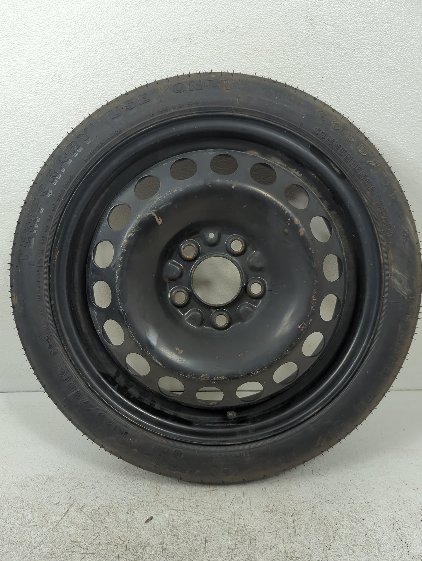 2002 Buick Lesabre (80 & Up) Lesabr Spare Donut Tire Wheel Rim Oem - Oemusedautoparts1.com