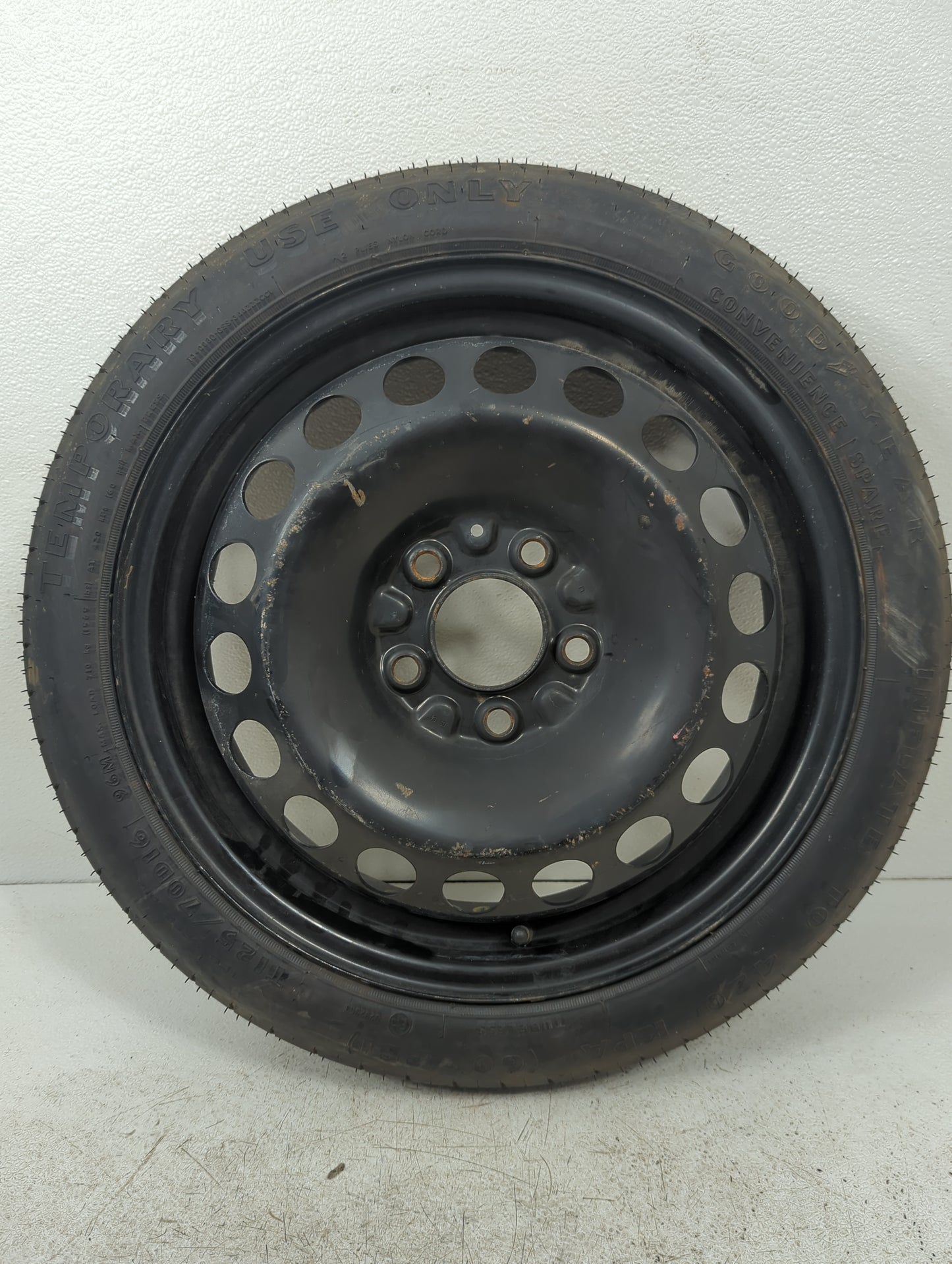 2002 Buick Lesabre (80 & Up) Lesabr Spare Donut Tire Wheel Rim Oem - Oemusedautoparts1.com