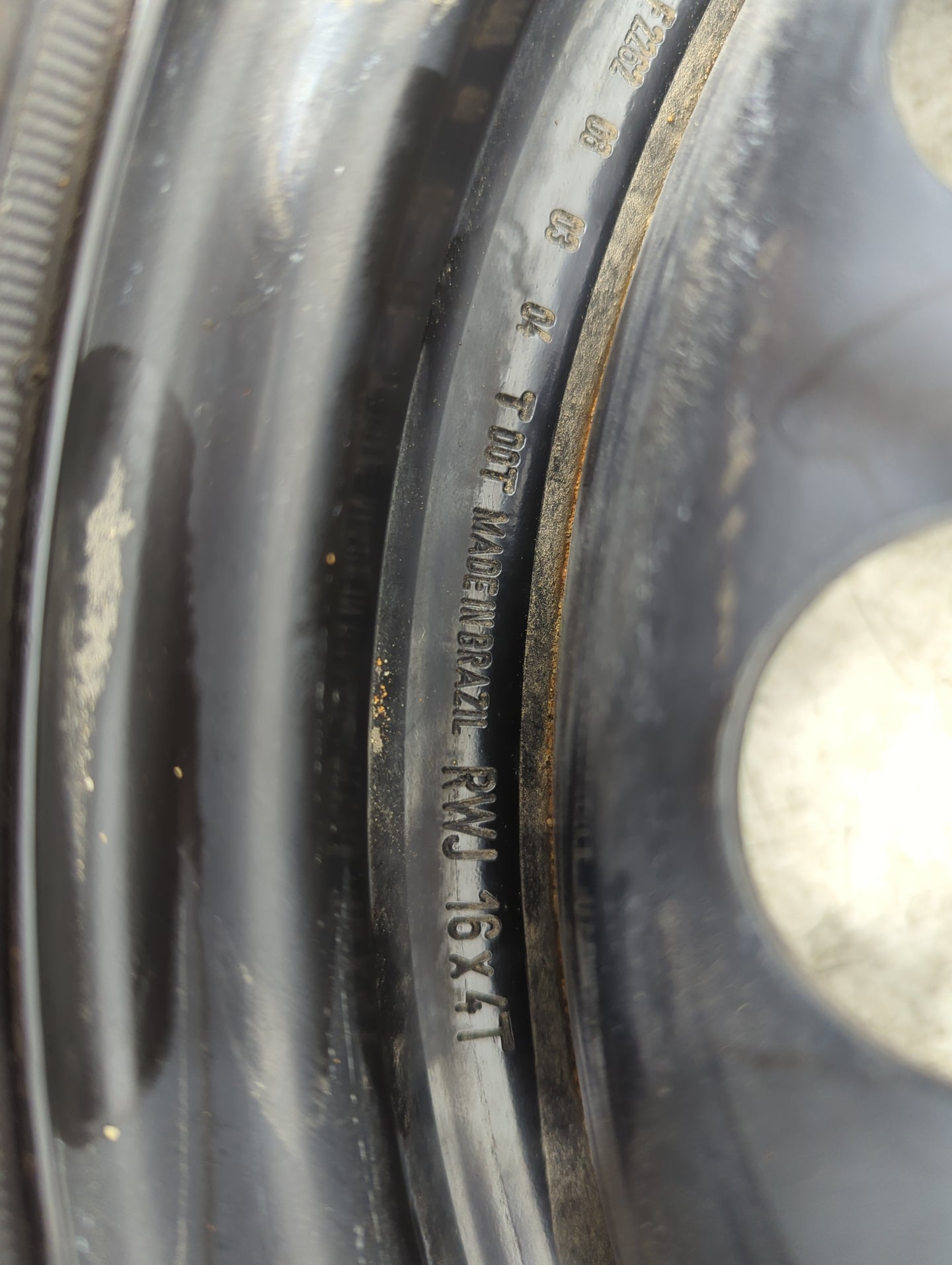 2002 Buick Lesabre (80 & Up) Lesabr Spare Donut Tire Wheel Rim Oem - Oemusedautoparts1.com