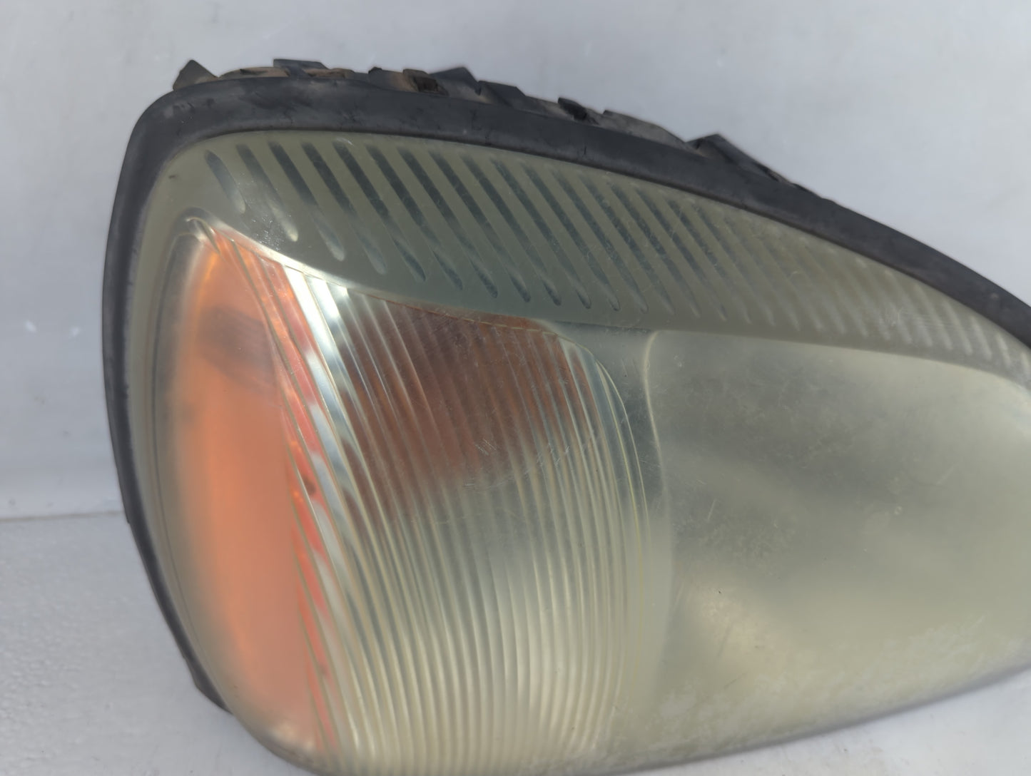 2000-2002 Cadillac Deville Passenger Right Oem Head Light Headlight Lamp - Oemusedautoparts1.com