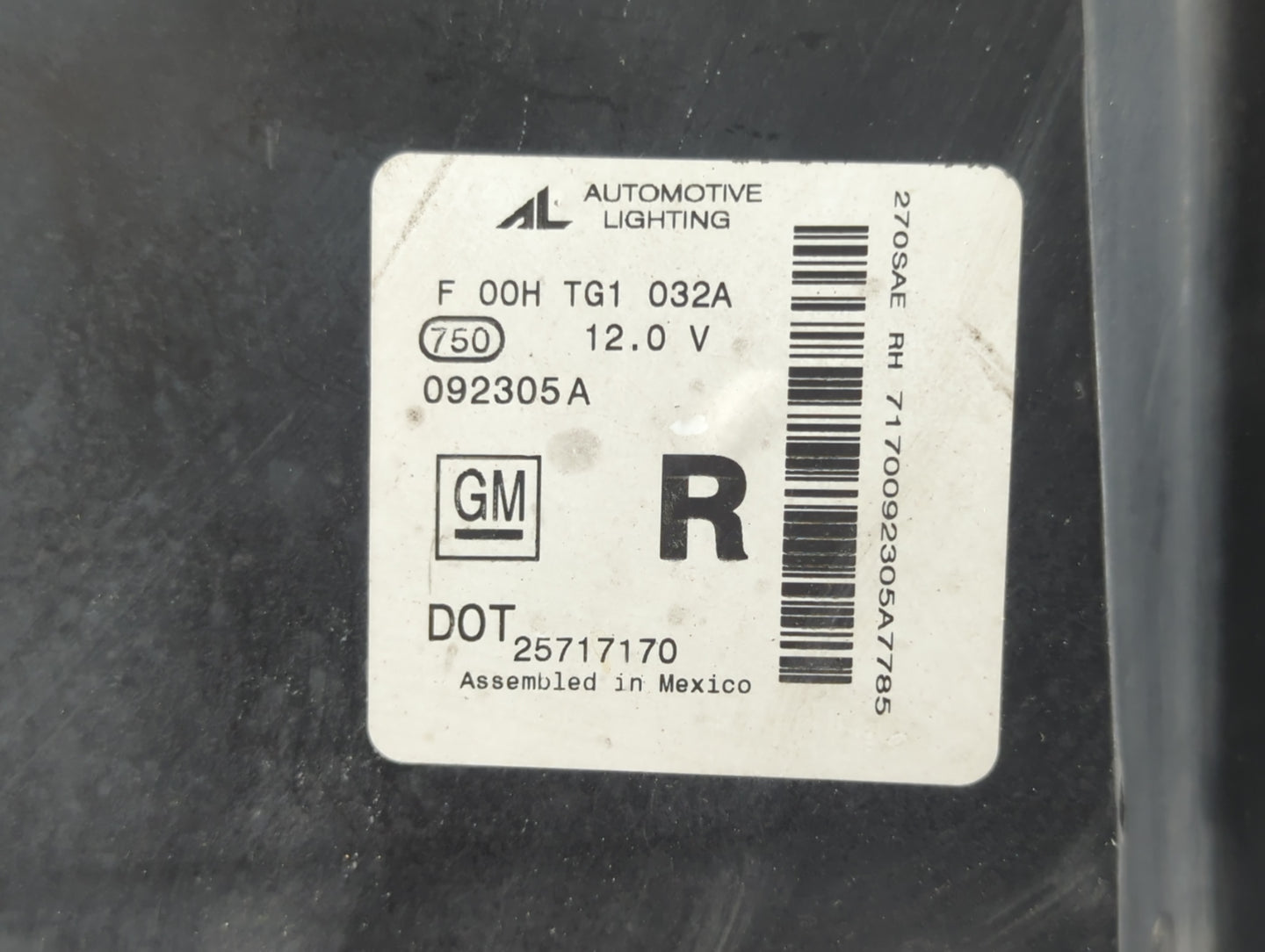 2000-2002 Cadillac Deville Passenger Right Oem Head Light Headlight Lamp - Oemusedautoparts1.com