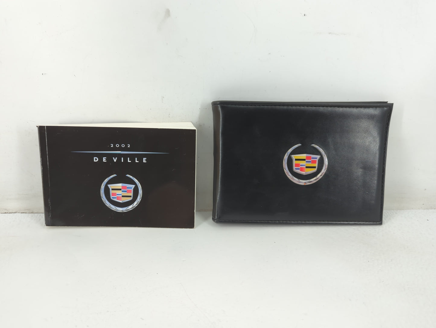 2002 Cadillac Deville Owners Manual Book Guide P/N:25729638 B OEM Used Auto Parts - Oemusedautoparts1.com