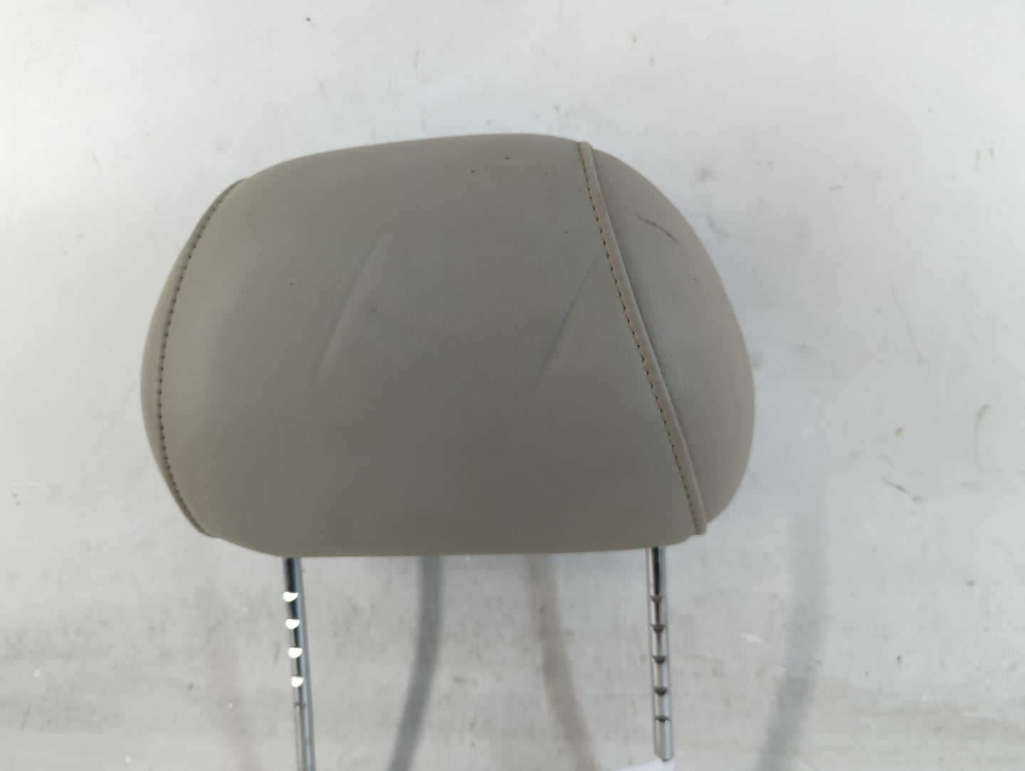 2000-2003 Cadillac Deville Headrest Head Rest Front Driver Passenger Seat Fits Fits 2000 2001 2002 2003 OEM Used Auto Parts 
