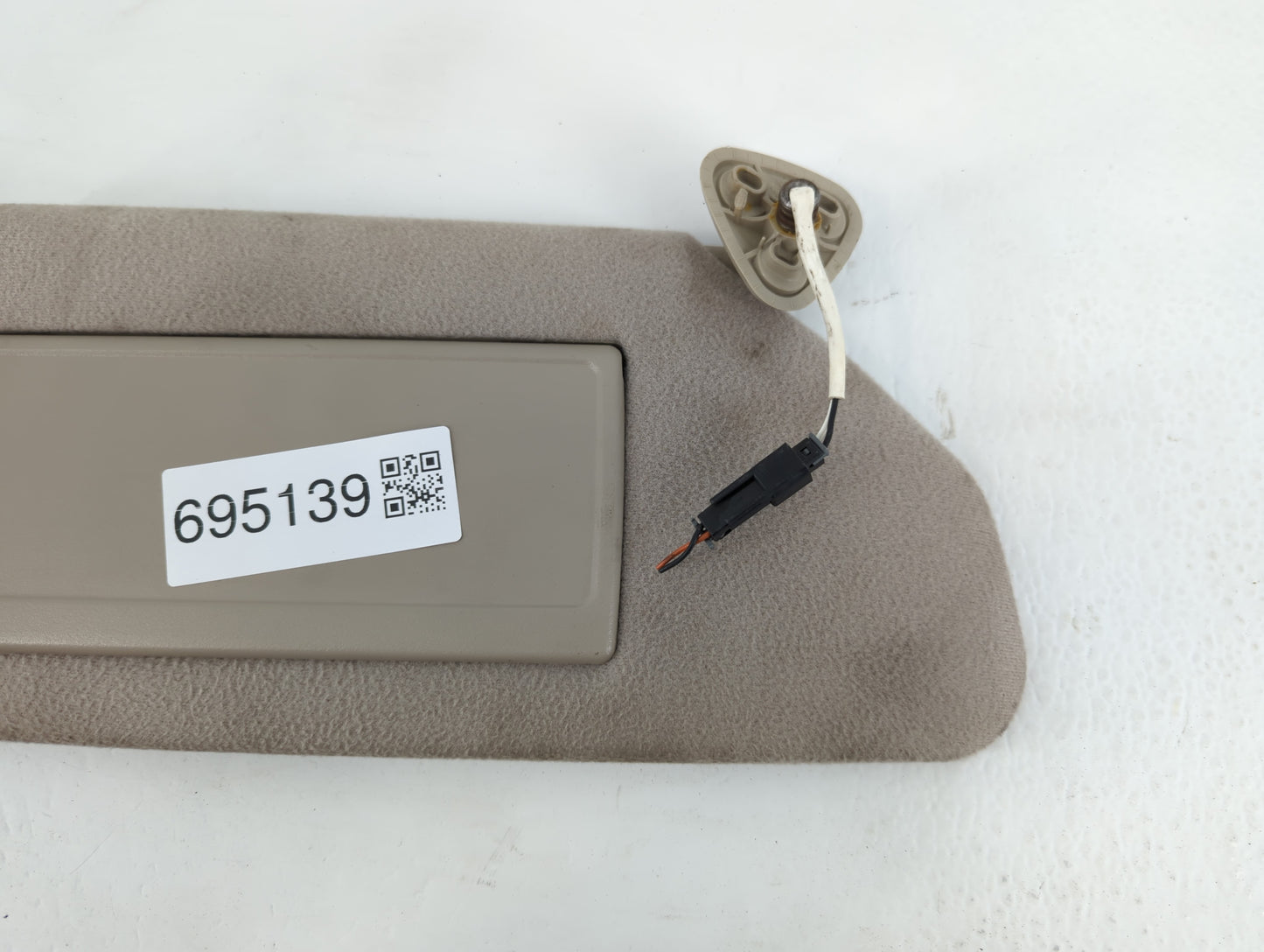 2000-2002 Cadillac Eldorado Sun Visor Shade Replacement Passenger Right Mirror Fits Fits 2000 2001 2002 OEM Used Auto Parts 