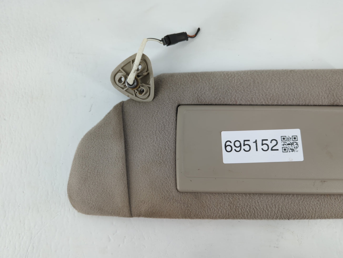 2000-2002 Cadillac Eldorado Sun Visor Shade Replacement Driver Left Mirror Fits Fits 2000 2001 2002 OEM Used Auto Parts - Oe