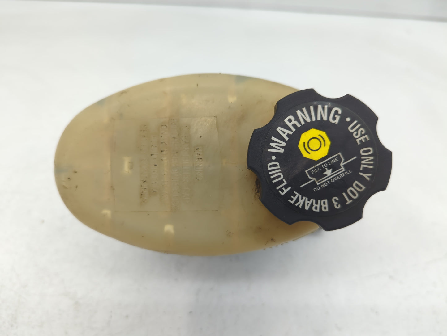 2002-2002 Cadillac Escalade Brake Master Cylinder - Oemusedautoparts1.com