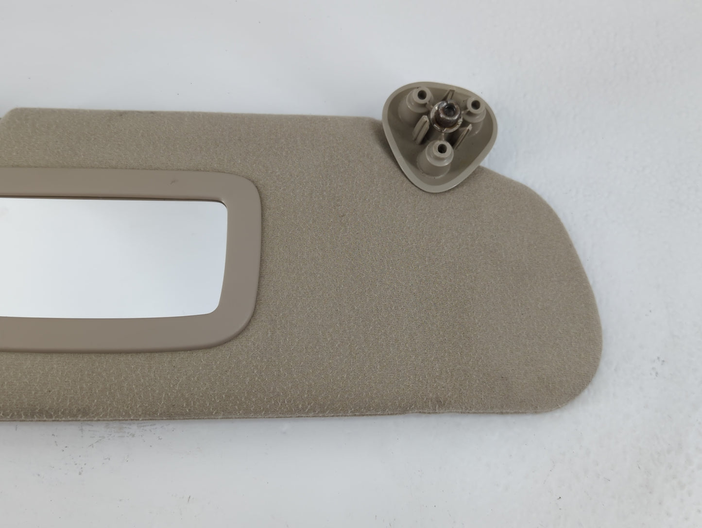 2002 Cadillac Escalade Sun Visor Shade Replacement Passenger Right Mirror Fits Fits 2000 2001 OEM Used Auto Parts - Oemuseda