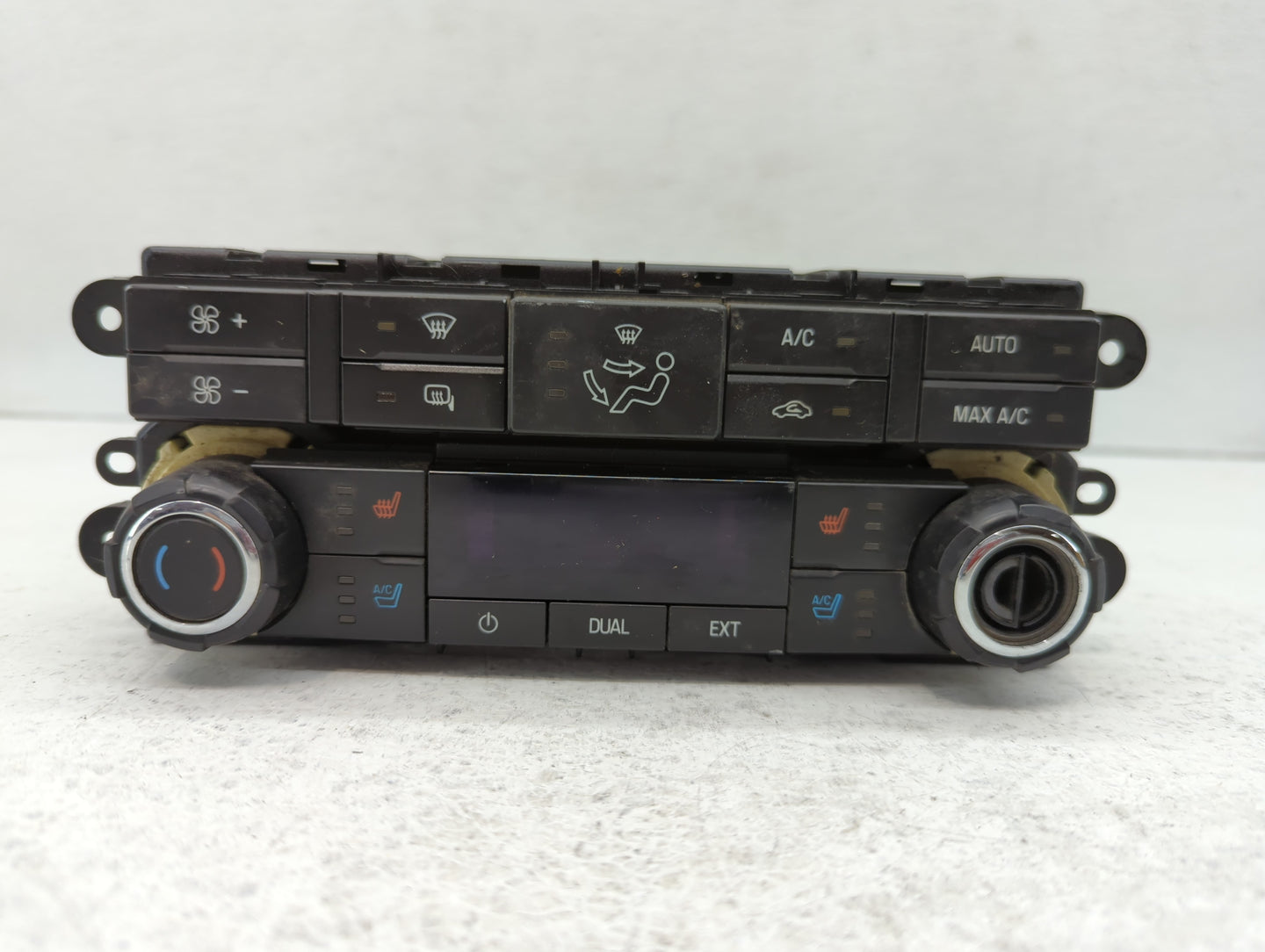 2002-2004 Cadillac Seville Am Fm Cd Player Radio Receiver - Oemusedautoparts1.com