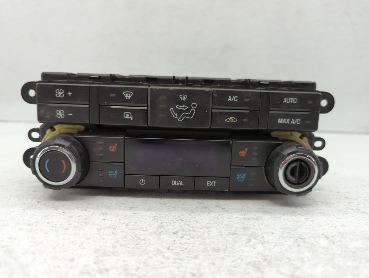 2002-2004 Cadillac Seville Am Fm Cd Player Radio Receiver 596865 - Oemusedautoparts1.com