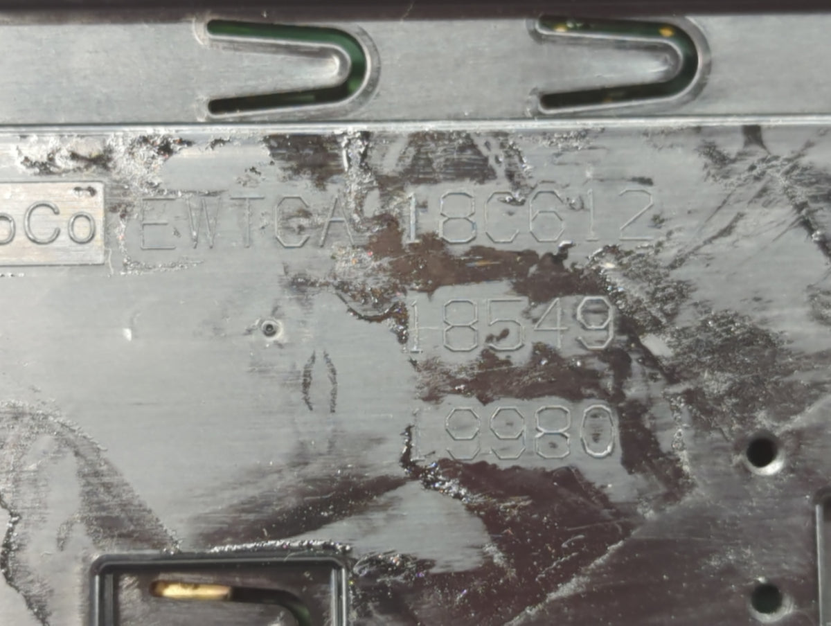 2002-2004 Cadillac Seville Am Fm Cd Player Radio Receiver 596865 - Oemusedautoparts1.com