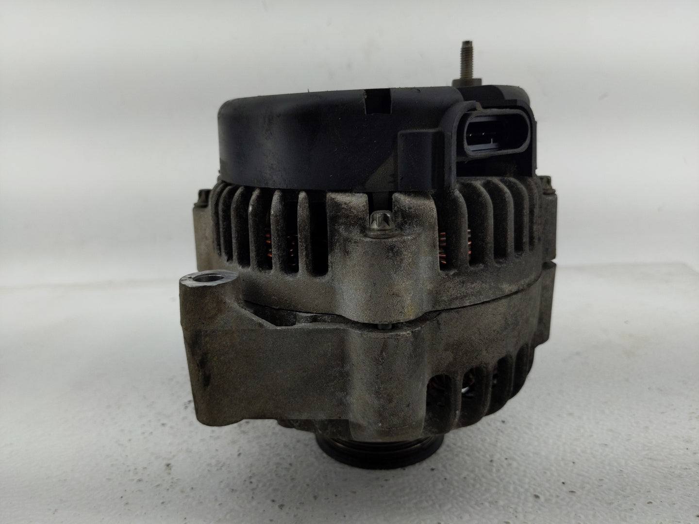 2001-2004 Chevrolet Astro Alternator Replacement Generator Charging Assembly Engine OEM Fits Fits 2000 2001 2002 2003 2004 O