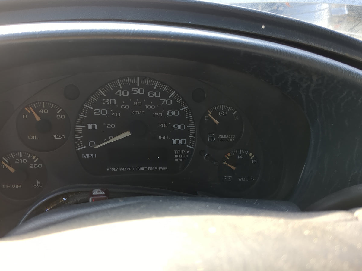 2000-2005 Chevrolet Astro Instrument Cluster Speedometer Gauges Miles:133K Fits Fits 2000 2001 2002 2003 2004 2005 OEM Used 