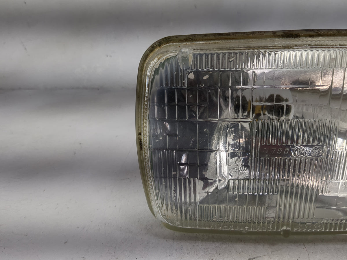 1995-2005 Chevrolet Astro Driver Left Oem Head Light Headlight Lamp 1237191 - Oemusedautoparts1.com